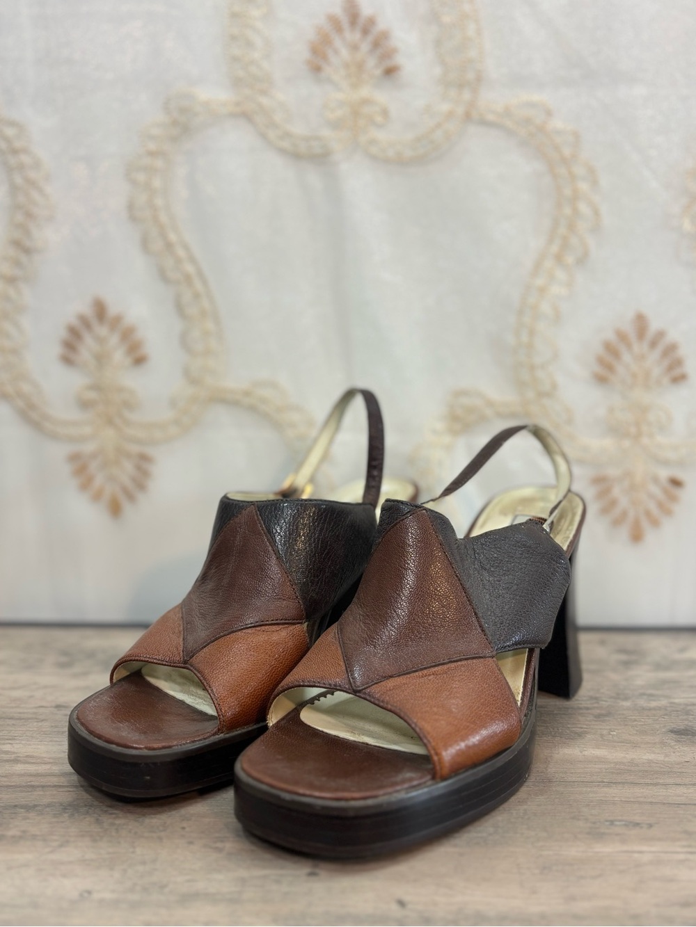 ✨Vintage Y2K Bohemian Brown Leather Patchwork Chunky Clog Heels✨